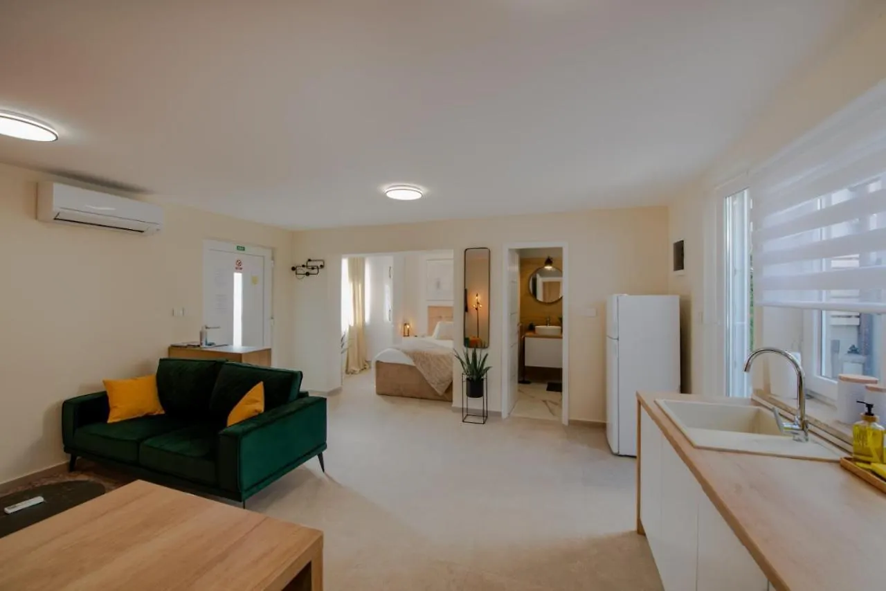 Studio Apartment Mare With Private Garden And Jacuzzi Vinkuran